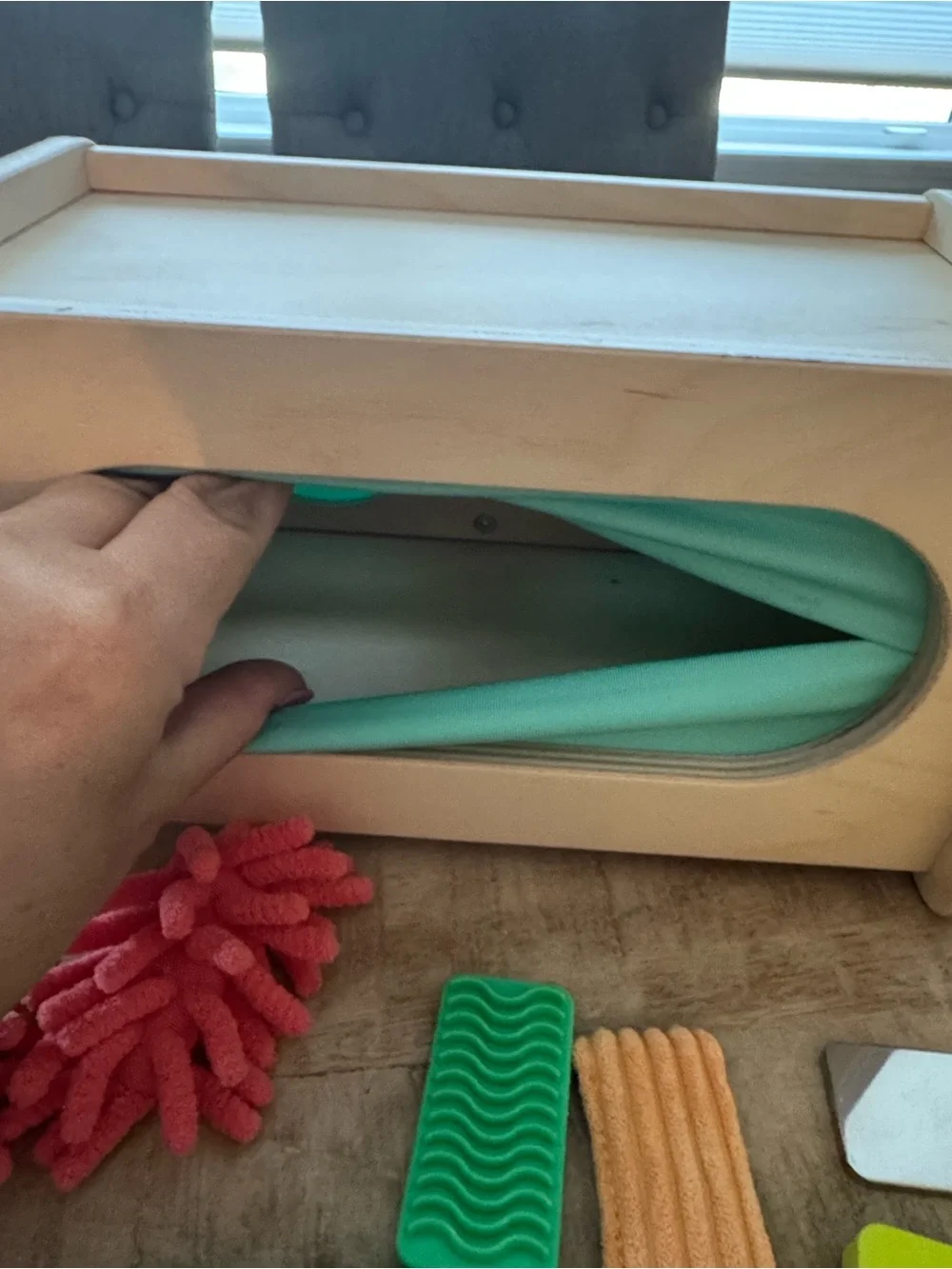 Lovevery sensory box